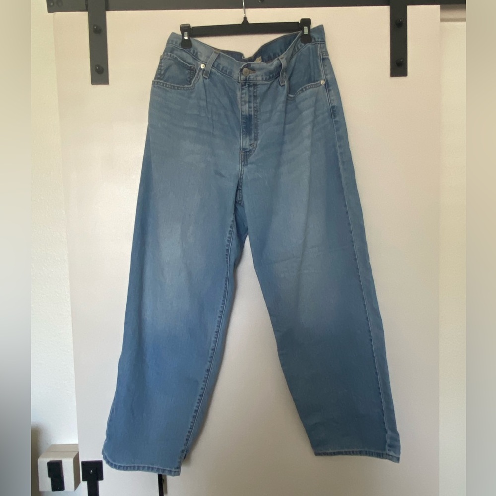 Levi Baggy Dad Jean